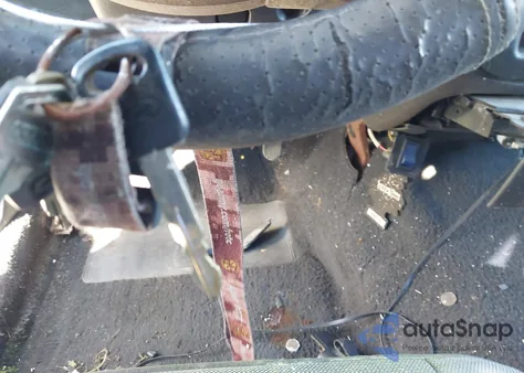 2010 Ford Crown Victoria Police/Police Interceptor z USA, uszkodzony, nr VIN 2FABP7BV1AX106407